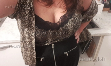 Massaggiatrice Lucca In Versilia Massaggio Tantra Total Body Bella Donna Italiana