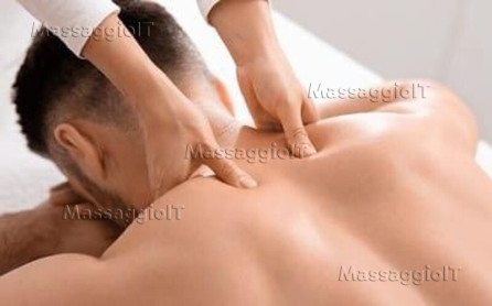 Massaggiatrice Udine DOLCE donna 45anni, ti aspetta per un momento único massaggio professionale sul lettino, per farti dimenticare le tue giornate difficili e creare un'esperienza indimenticabile