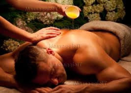 Massaggiatrice Brescia MASSAGGI  TRATTAMENTI DI BENESSERE