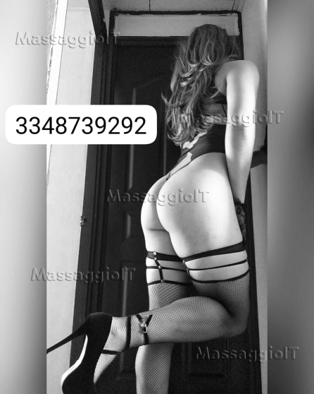 Massaggiatrice Como Lascia andare lo stress e abbandonati a sensazioni avvolgenti
