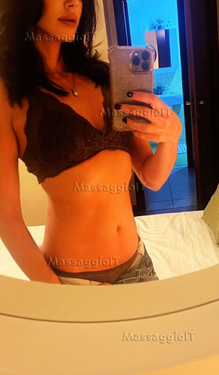 Massaggiatrice Roma Veronica Massaggi Tantra personalizzati per uomini