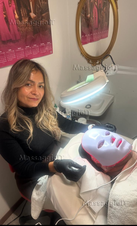 Massaggiatrice Milano Grande offerta MASSAGGIO PIÙ FANGO SOLO A 40 per 50 min
