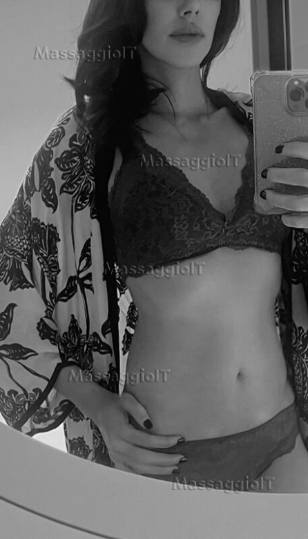 Massaggiatrice Roma Veronica Massaggi Tantra personalizzati per uomini