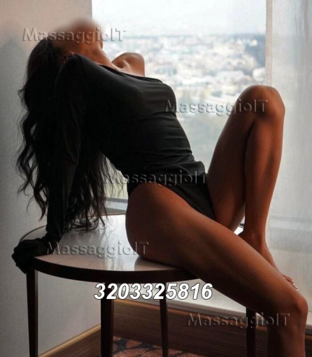 Massaggiatrice Bari DA NON PERDERE PER POCHISSIMI GIORNI! New entry strepitosa italiana SAMUELA