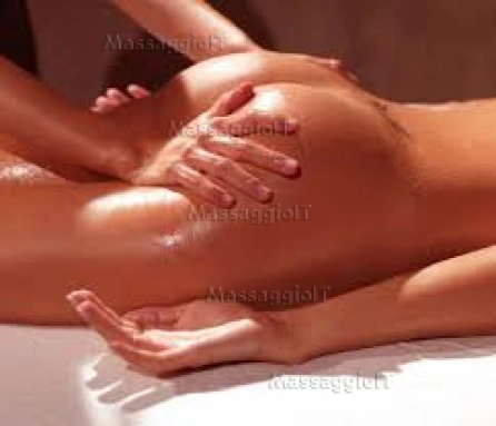 Massaggiatore Torino Massaggiatore uomo per massaggi relax e Yoni