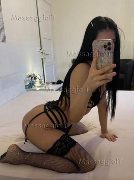 Massaggiatrice Firenze NOVOLI🍒MASSAGGI RELAX Lasciati tentare e coccolare da un vero massaggio rilassante E prostatico🍒BODY MASSAGE🍒
