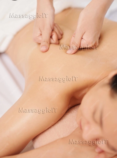 Centro massaggi Prato 💚Massaggiatore effettua Massaggio ai piedi Thailandese e decontratturante