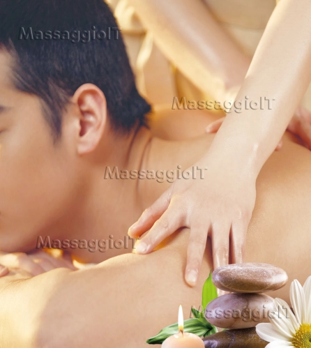Centro massaggi Prato 💚Massaggiatore effettua Massaggio ai piedi Thailandese e decontratturante