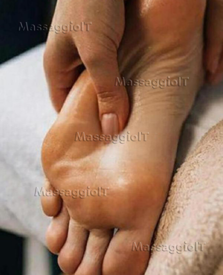 Massaggiatrice Firenze Ilary top massagi tantra più body rilassanti primissima volta in futon giapponesi