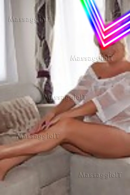 Massaggiatrice Milano Nadia bella signora sexy