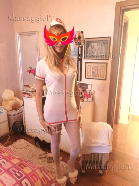Massaggiatrice Udine ITALIANA BIONDISSIMA CON CORPO DA SEXY STAR SPECIALISTA MASSAGGIO EROTICO,  TANTRICO, BODY TO BODY E  PROSTATICO - FOTO REALI SENZA RITOCCHI