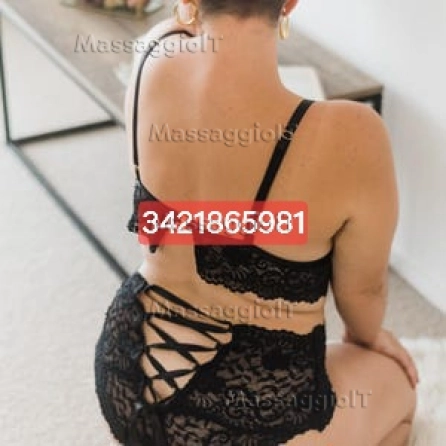 Massaggiatrice Milano Nadia bella e sexy