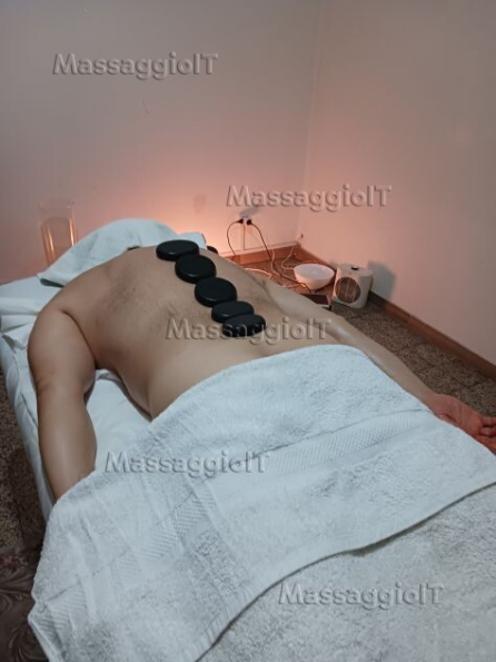 Massaggiatrice Palermo MASSAGGIO INTEGRALE, DECONTRACTURANTE RILASSANTE, LINGAM,PROSTATICO
