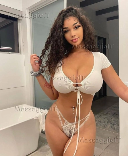 Massaggiatrice Cosenza SOLO RAGGIUNGERE!!!! ASSOLUTO-NUOVO!!! 💞💙💓 piano per il culo💞 per un bel momento di sesso lato B 💯, leccami bene la figa per sentire il buon gusto
