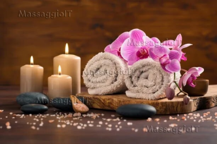 Massaggiatrice Firenze ✨ Concediti il Relax che Meriti ✨Il Tuo Momento di Benessere Ti Aspetta insieme A Due Belle Morettine ✨