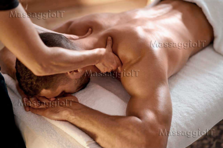 Massaggiatrice Salerno Latina , eleganza e discrezione