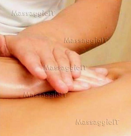 Massaggiatrice Trento Sofia massagiatrice a Trento solo per apuntamento, Massaggiatrice professionale profumata elegante.