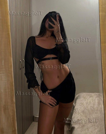Foto 6 Larissa Massaggiatrice a Roma