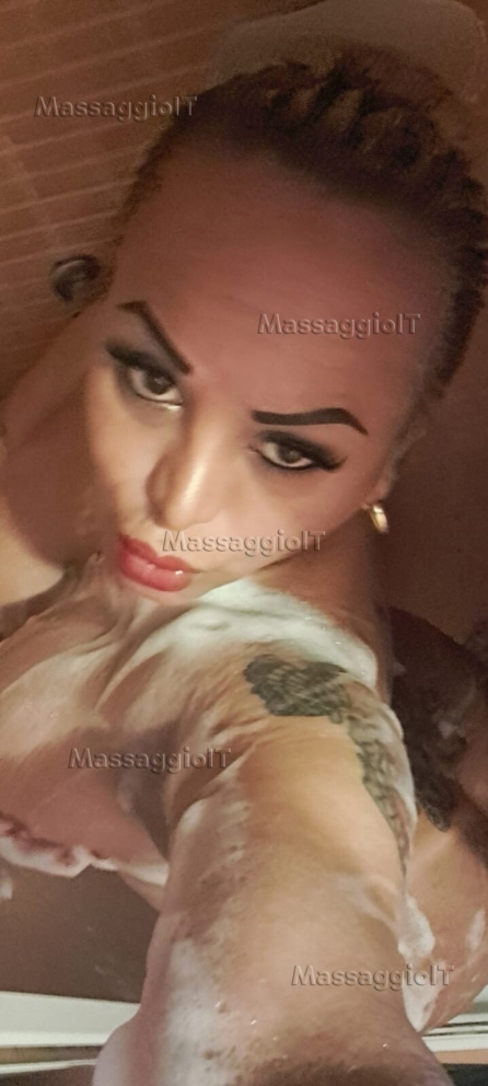 Foto 5 Dakota Massaggiatrice a Roma