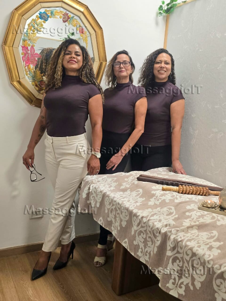 Foto 1 Massaggi speciali Massaggiatrice a Firenze