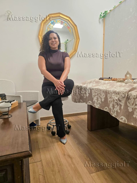 Foto 4 Massaggi speciali Massaggiatrice a Firenze