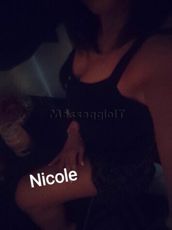 Massaggiatrice Varese Lasciati sedurre dal mio tantra... Nicole a Saronno