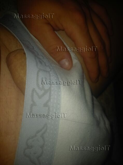 Massaggiatrice Bergamo Massaggi happy and alle donne